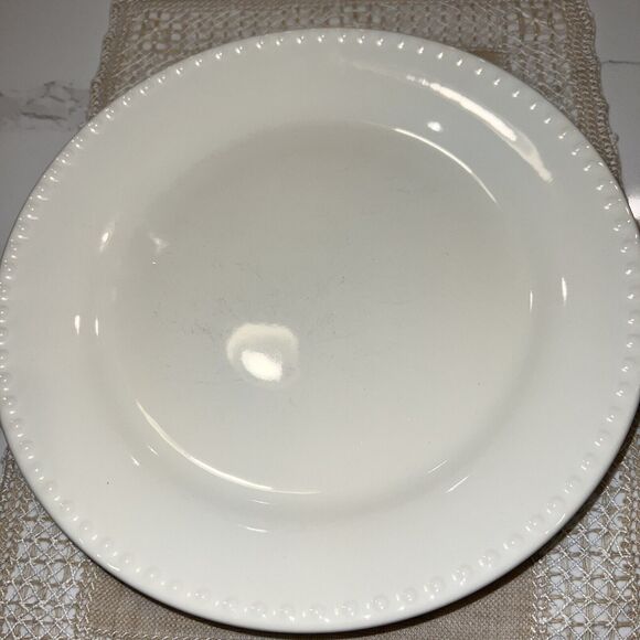 Gail Pittman Southern Living Hospitality 11 1/4" Cream Colored (2) Dinner Plates - Picture 6 of 9